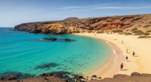 Plage De Papagayo à Lanzarote : La Perle Secrète Des Voyageurs Curieux Featured Image