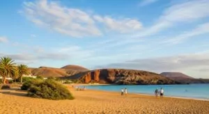 Pourquoi Choisir Lanzarote En Novembre : La Météo Idéale Pour Voyager Featured Image